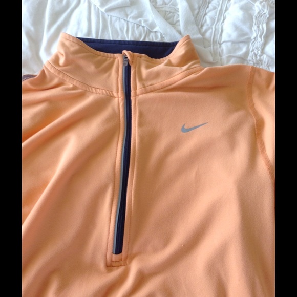 Nike dry fit half zip - Picture 2 of 4