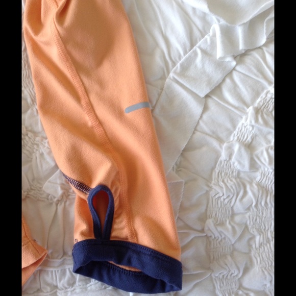 Nike dry fit half zip - Picture 4 of 4