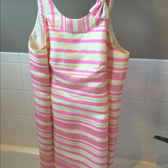 Size 12 Lilly dress almost new!