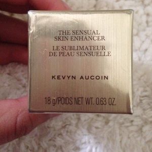 kevyn aucoin the sensual skin enhancer