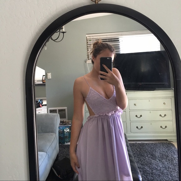 Backless dress