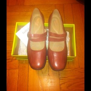 NEW brown shoes by Hotter