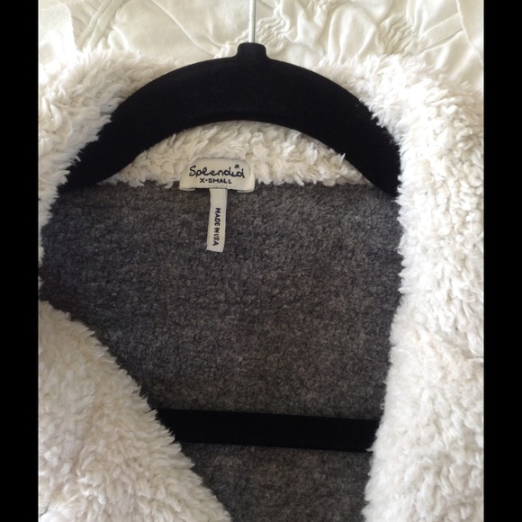 Splendid grey/white faux fur zip up light jacket - Picture 4 of 4