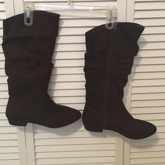 Brand new brown boots - Picture 1 of 3