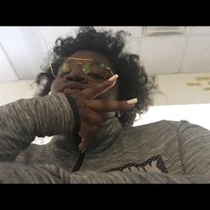 Meet your Posher, Jade