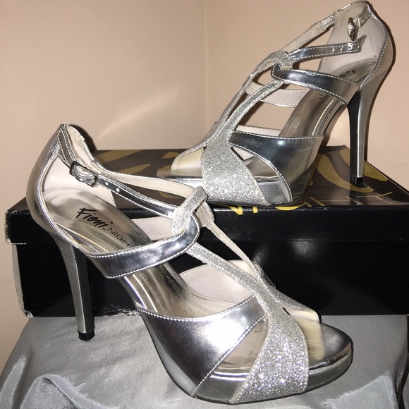Fioni Night Silver Heels