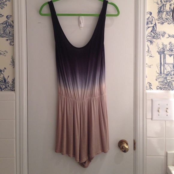 Urban Outfitters Other - Women's Ombre Romper