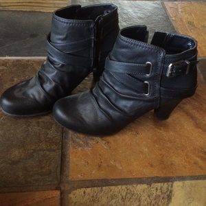 Black heeled booties