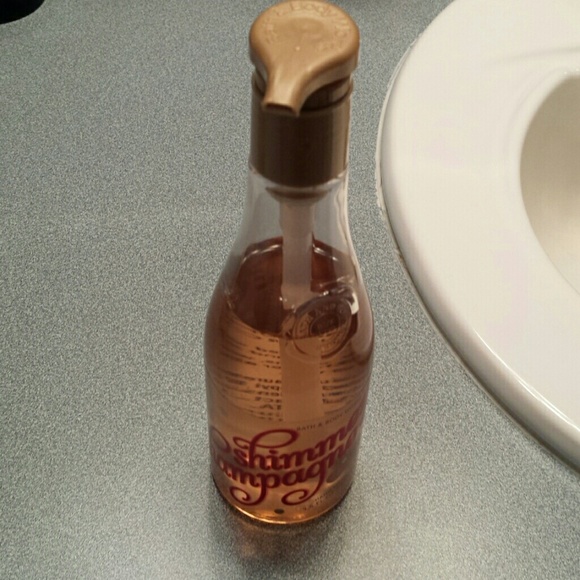 Handsoap - Picture 3 of 3