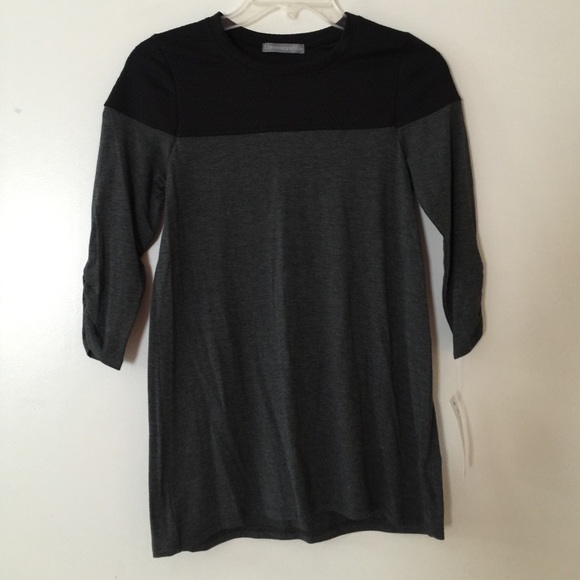 Loveappella size small top