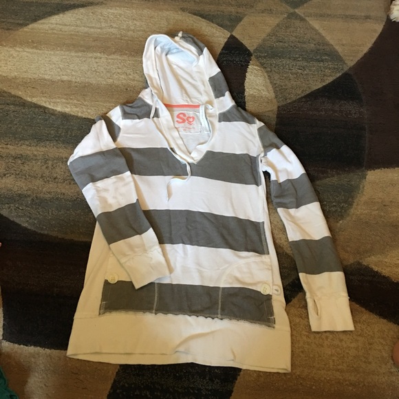 Hoodie in great condition! - Picture 1 of 1
