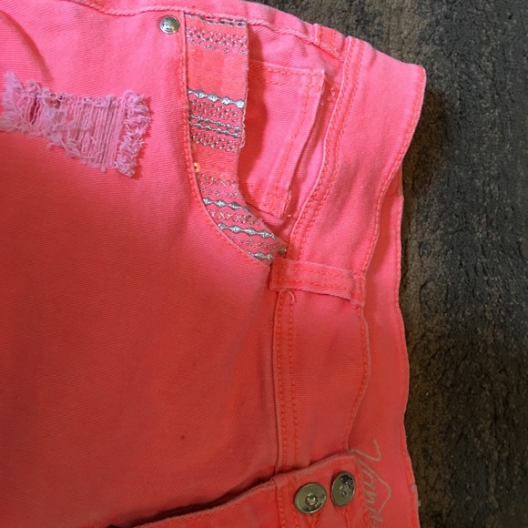 Salmon shorts from vanity! - Picture 3 of 4