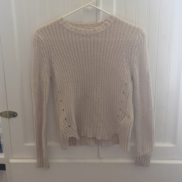 Old navy sweater