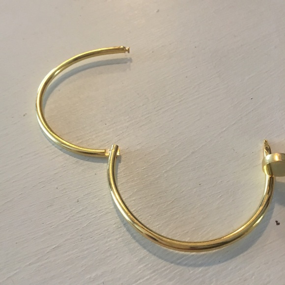 LAST ONE!!! Brand New Gold Nail Cuff Bracelet ✨ - Picture 3 of 4