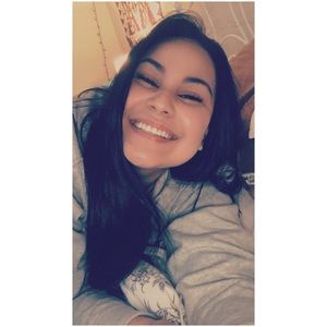 Meet your Posher, Keana