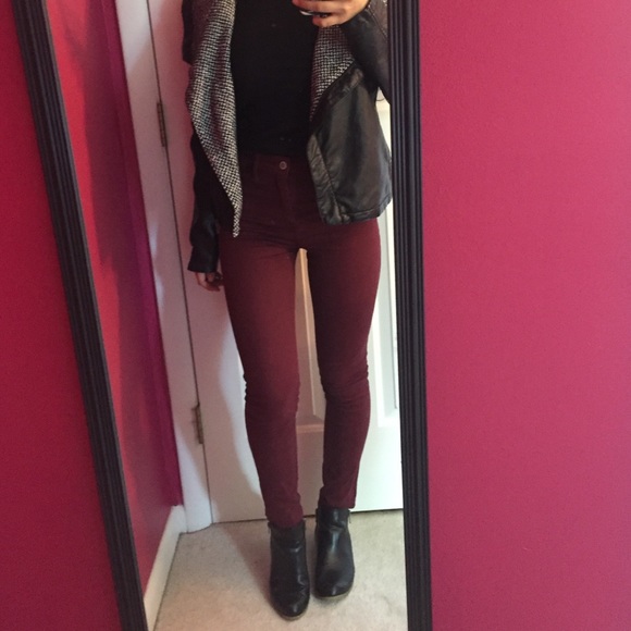 Maroon Hollister jegging