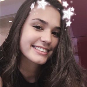 Meet your Posher, Serina