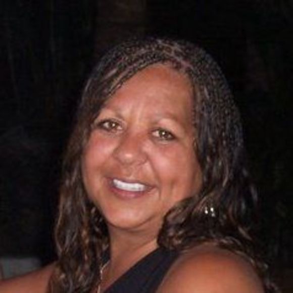 Meet your Posher, Vicki - Picture 1 of 1