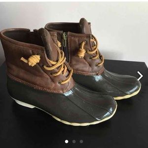 sperry duck boots