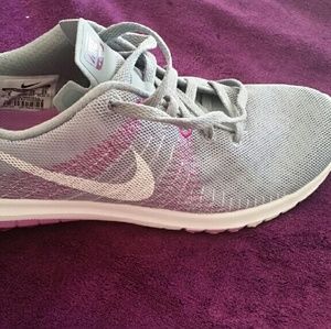 Nike flex