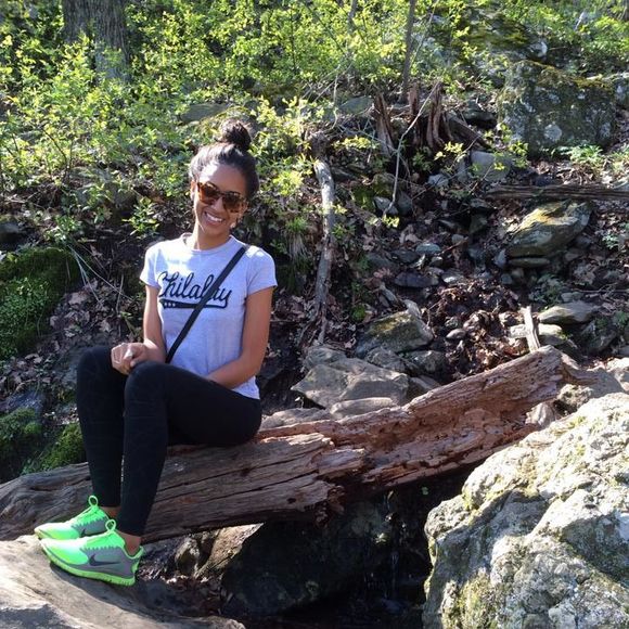 Meet your Posher, Toria