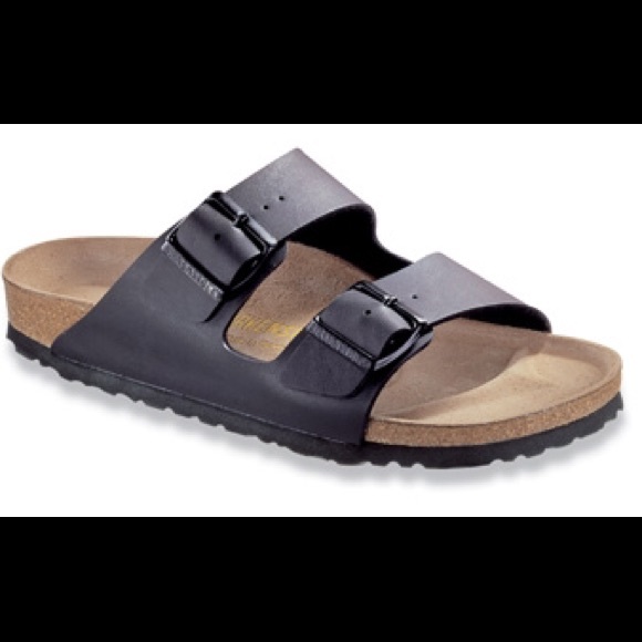 Black Arizona Birkenstocks (SIZE 27)