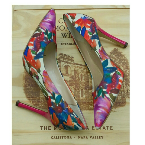 Guess Multi Color Floral Heels