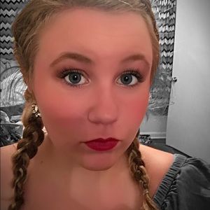 Meet your Posher, Jorja