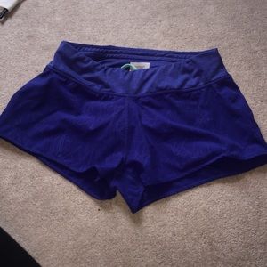 mpg size small running shorts