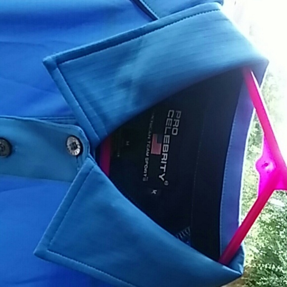 **NWT**Dri-Fit Button Up - Picture 2 of 4