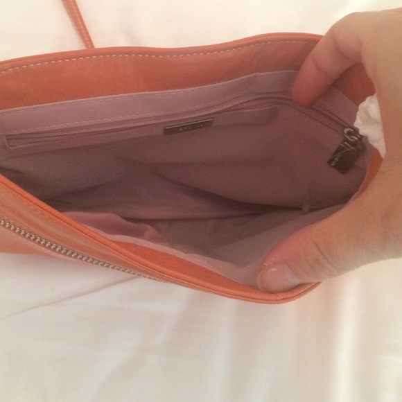 NWOT Perlina Crossbody Purse - Picture 3 of 3