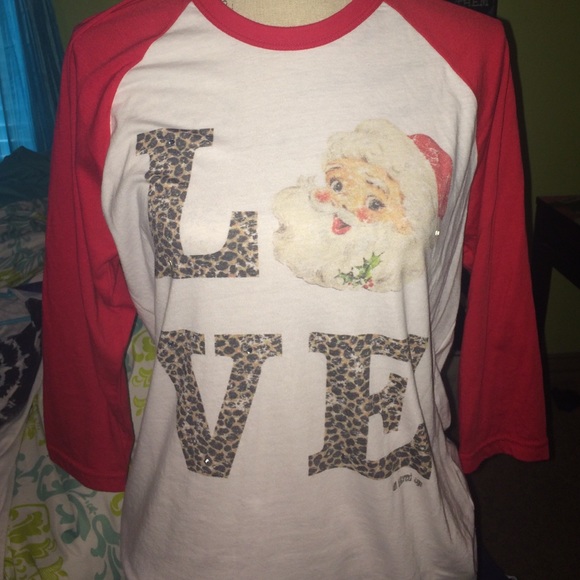 Baseball tee style LOVE Santa shirt!