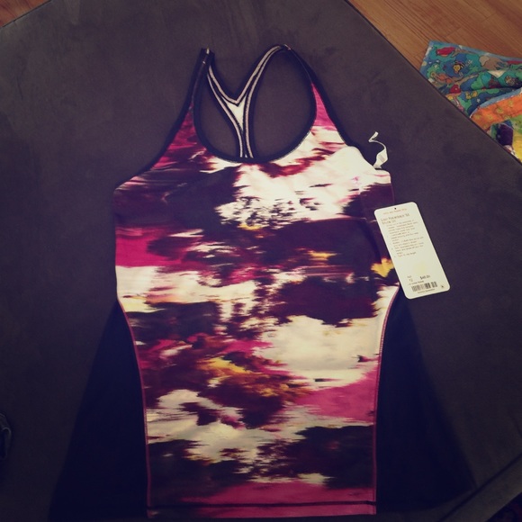 Cool Racerback SE Shine On