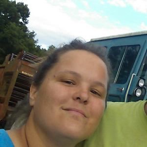 Meet your Posher, Carrie
