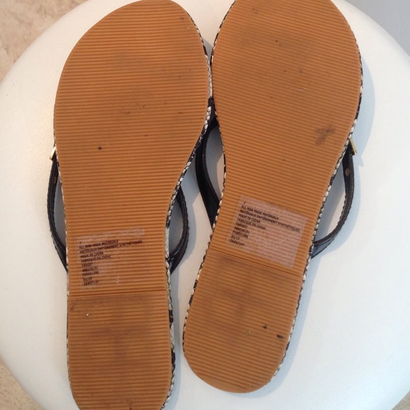 CUTE SANDALS - Picture 3 of 3