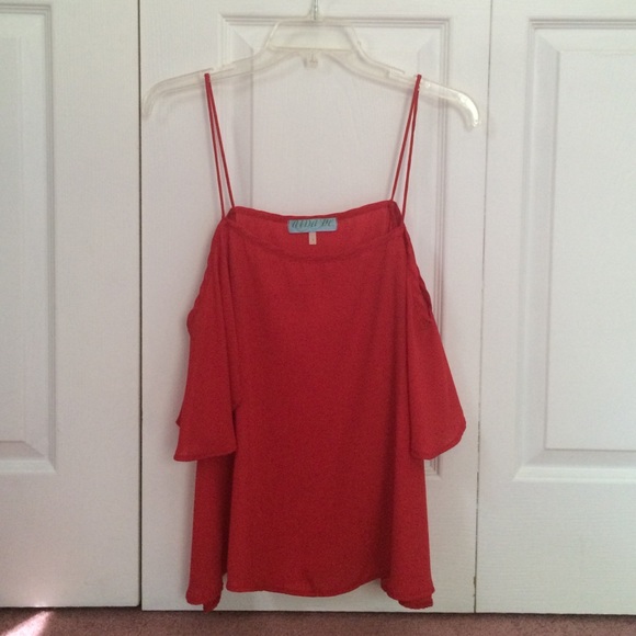 Francesca's Cold Shoulder Top