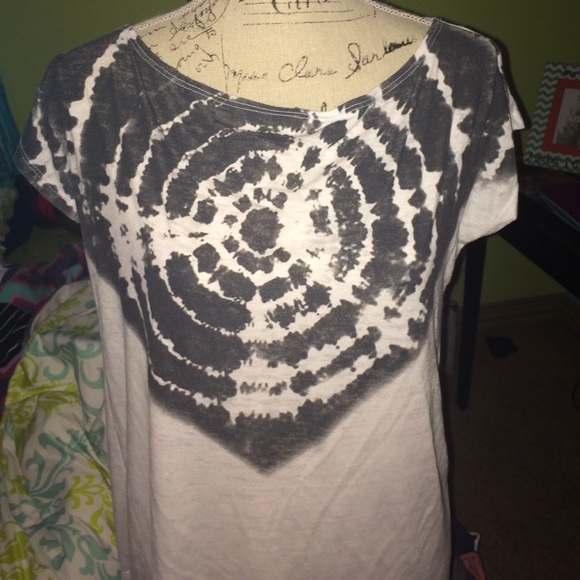 Short sleeve top from Charming Charlie