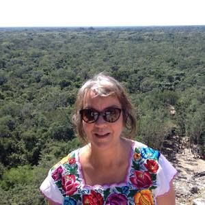 Meet your Posher, Peggie