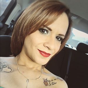 Meet your Posher, Celina