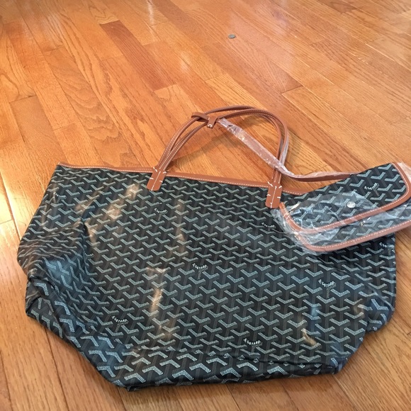 Goyard tote