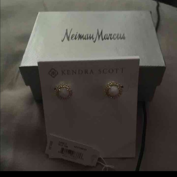 Kendra Scott earrings