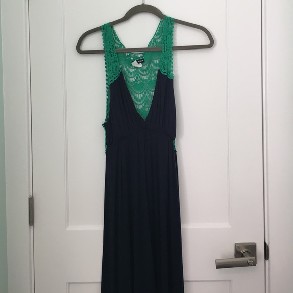 Bloomingdales Aqua navy and green maxi lace back