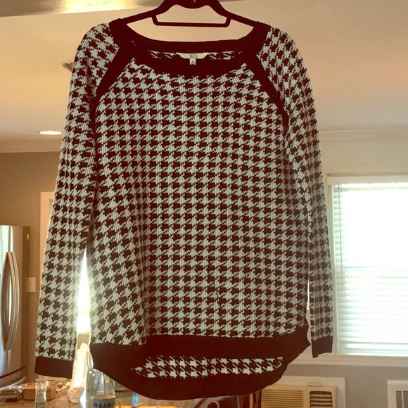 Houndstooth sweater