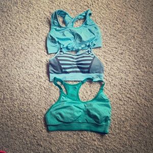 Set of three sports bras, size large