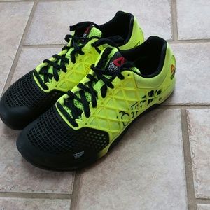 Cross fit tennis shoes