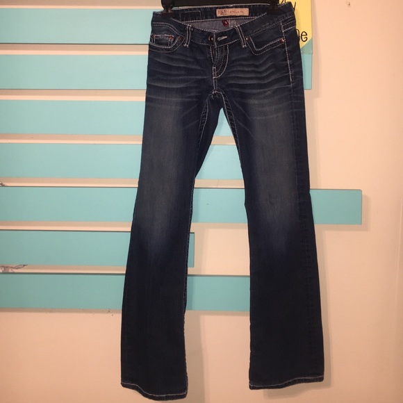 BKE boot cut jeans💙