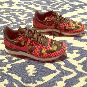 Nike internationalist camo polka dot sneakers