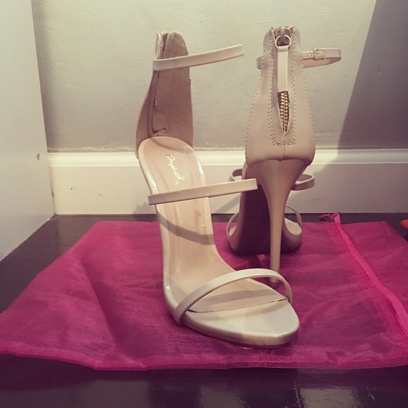 Lola Shoetique - Qupid Sandals