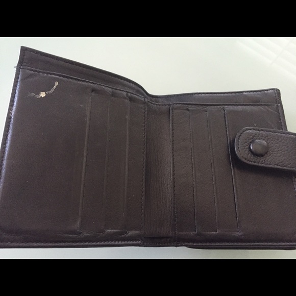 Authentic Chanel wallet final sale/ no return - Picture 2 of 4