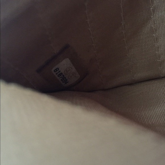 Authentic Chanel wallet final sale/ no return - Picture 4 of 4